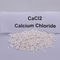 Farblose Calciumchlorid-CaCl2-Metallklumpen pH 9,3 wasserfreie