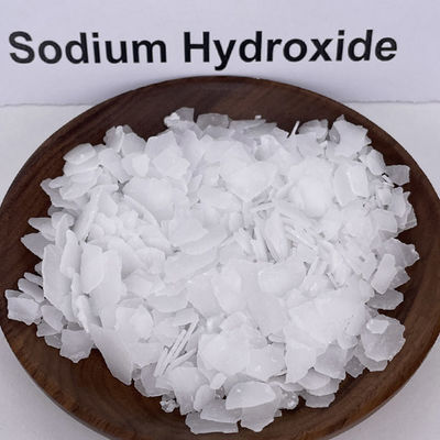 Kaustische Soda Natriumhydroxid NaOH 98,5% 25 KG/BAG Weiße Flocken